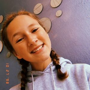 Meet your Posher, Emma